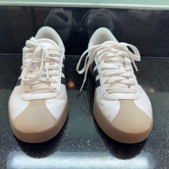 adidas VL 3 Court White Black Gum Sole Athletic Shoes - Picture 3 of 9